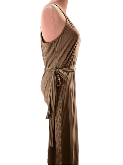 LIVI tan long sleeveless dress Size - L