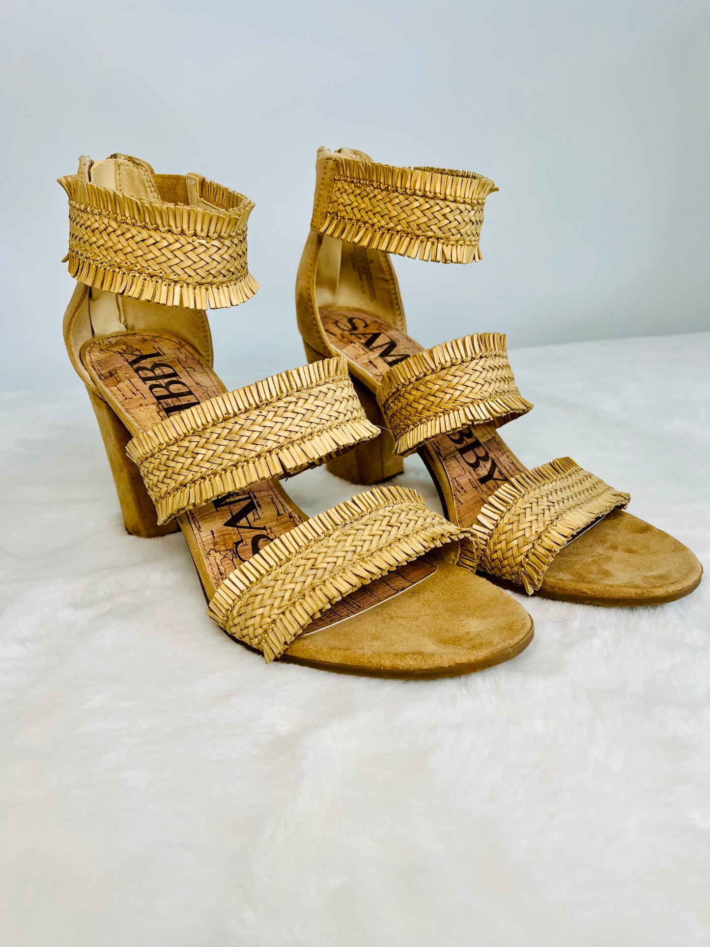 SAM & LIBBY  Tan Heels with zipper in back Size- 8.5