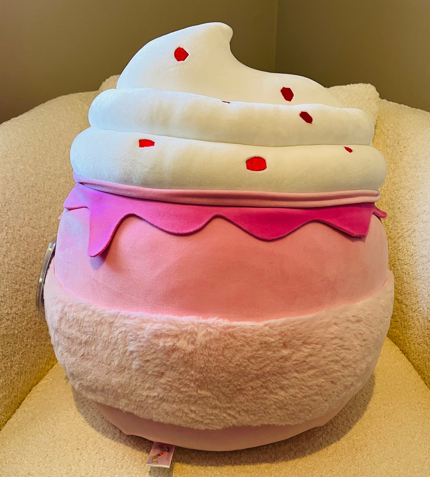 Ethel 21" inch Pink Cupcake  Peppermint Squishmallow (NWT) Excellent condition