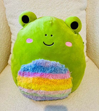 13" inch Wendy the frog W/rainbow tummy Squishmallow ( NWOT)
